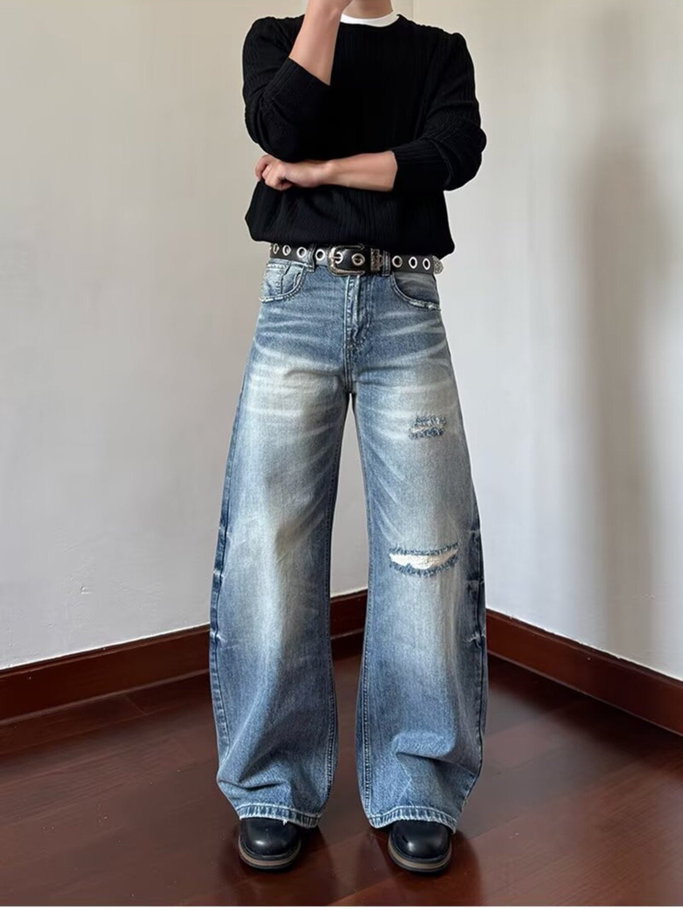 27b22eea7d2b43bba20a2b6b64a78e67-Max