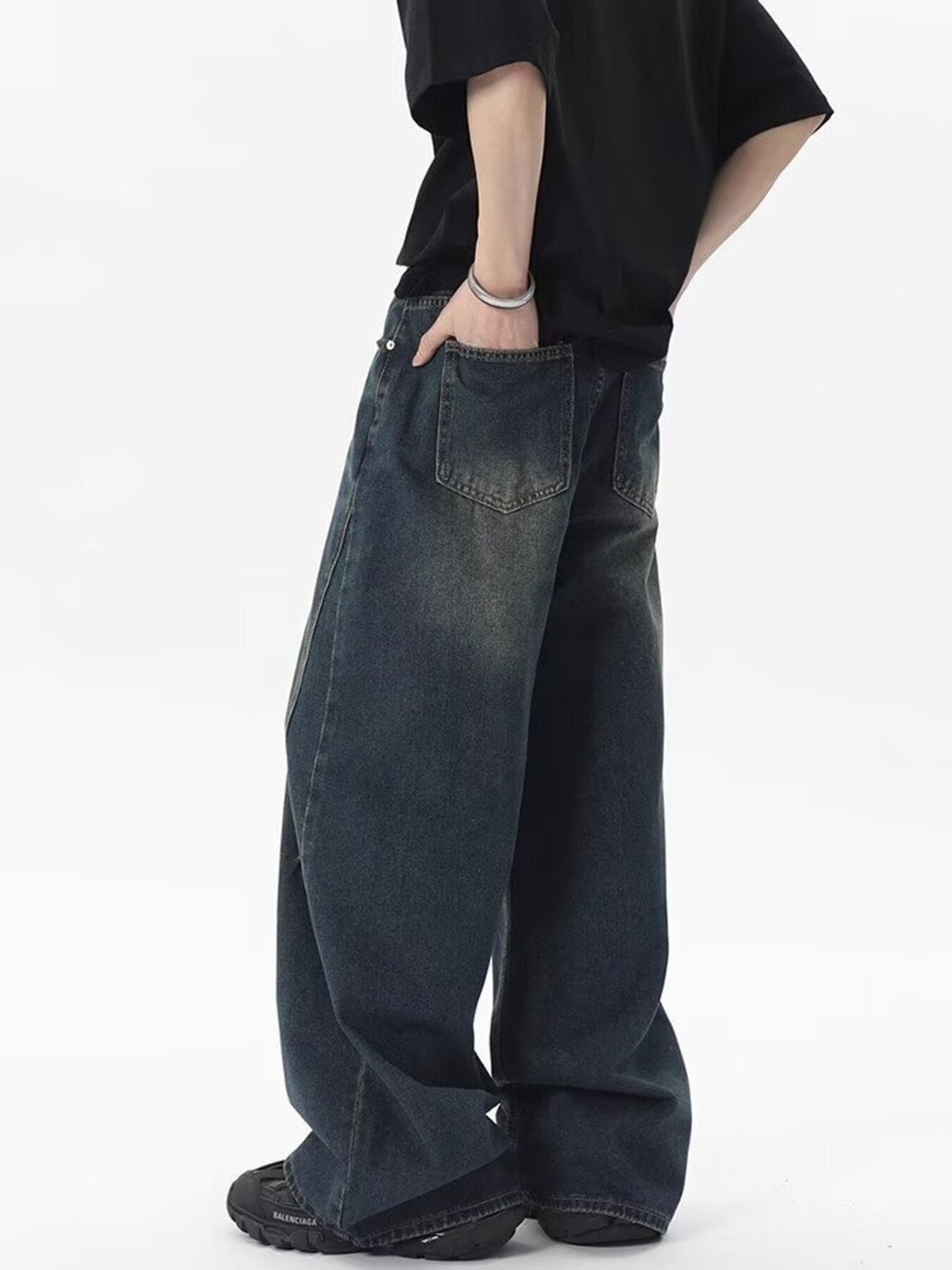 84c2f0246ec74cc2a6ff6b81b2626cd0-Max