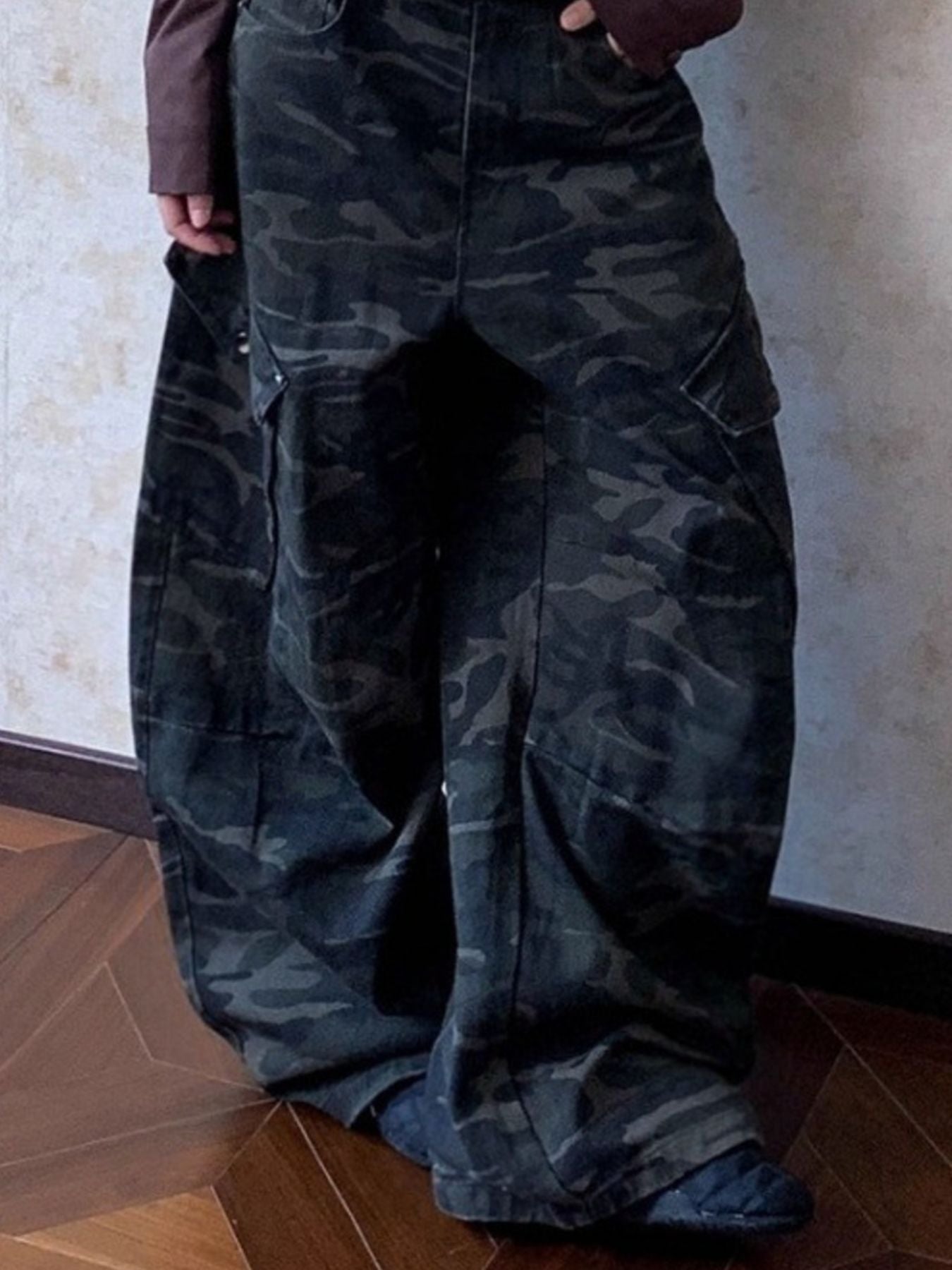 aeb6c413-74f6-494f-ae4a-93d67b93a2a6-Max