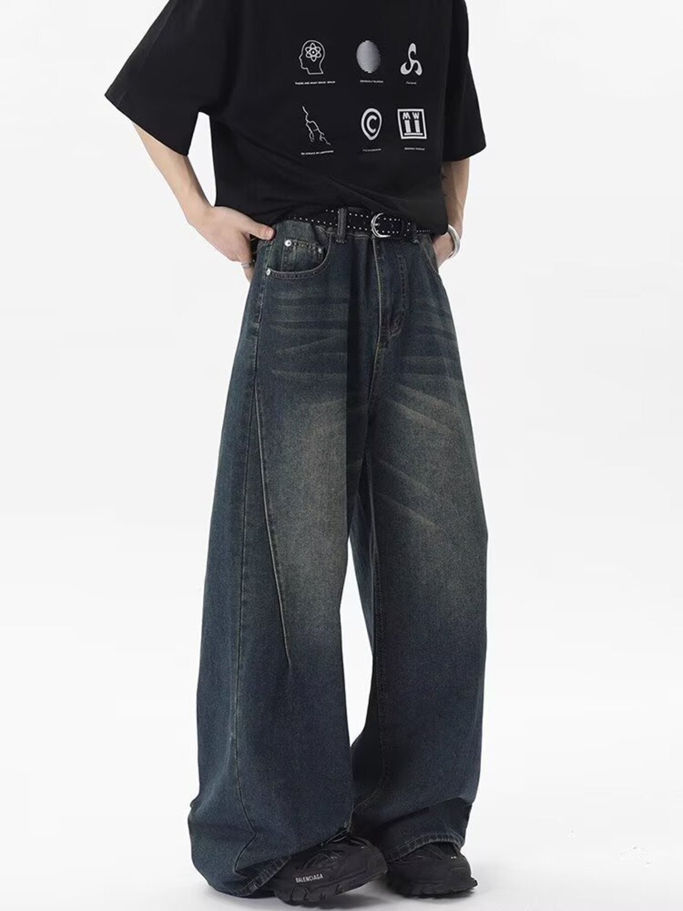 b1ff87ae1f2549fdbe53c81515ea8426-Max