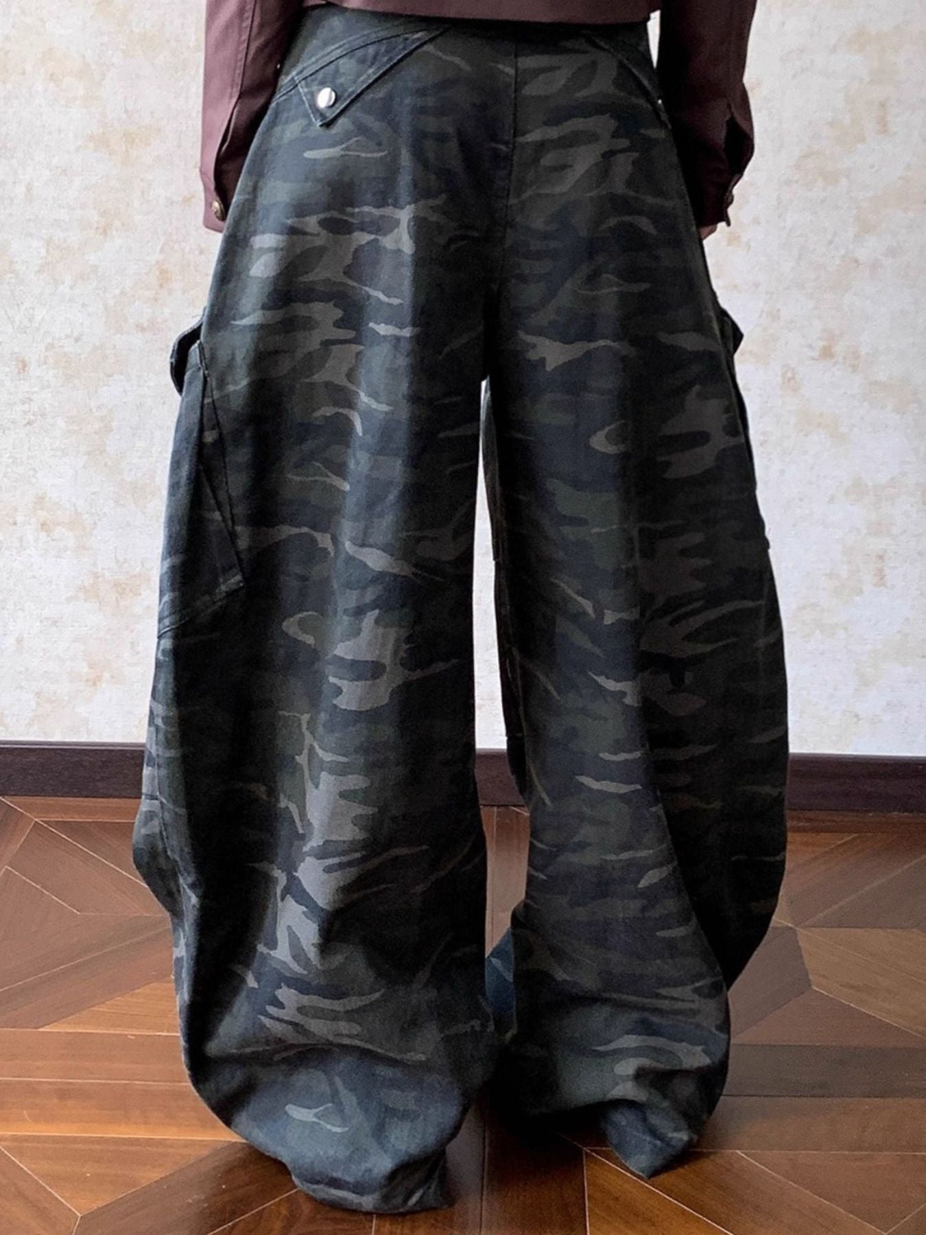 b656d0b7-4a7a-4de2-b10b-3e88d1888592-Max