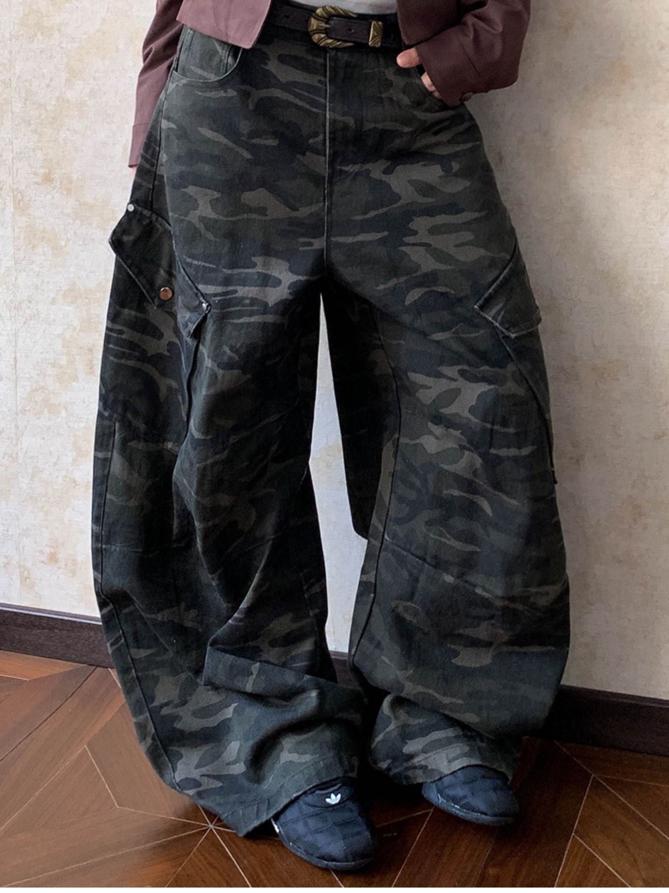 d802b62d-f241-49f6-9d5a-e0be6f73e34e-Max